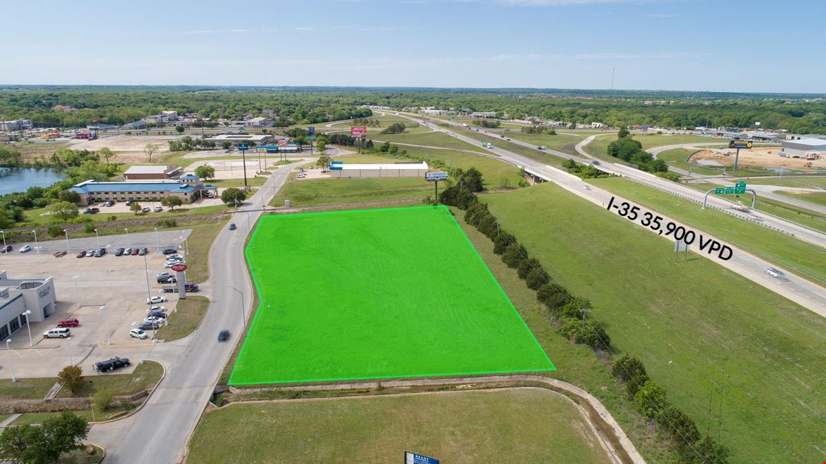 I-35 Frontage in Ardmore, OK - Holiday Drive