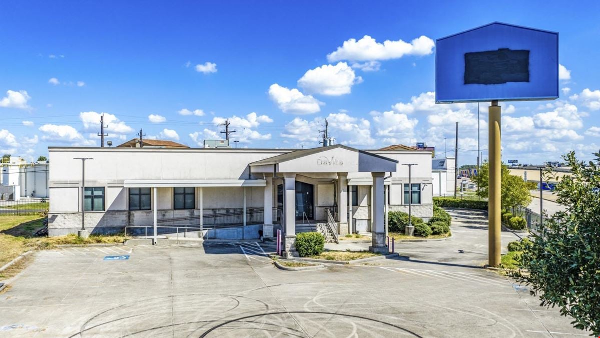 VACANT SECOND GENERATION DIALYSIS/HEALTHCARE