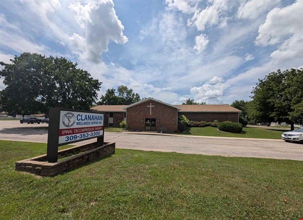 Preview of Office space for Rent at 2221 North Parkway Drive