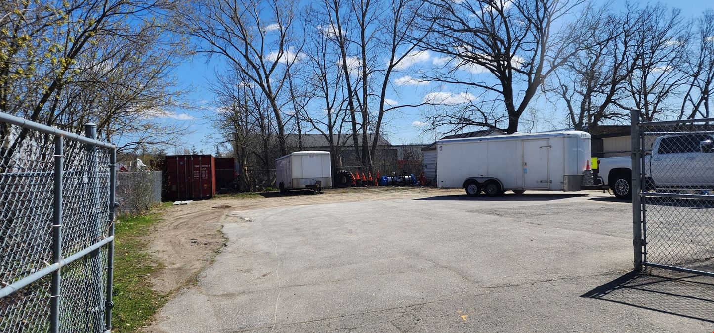 28 Bloomingdale Road N. 