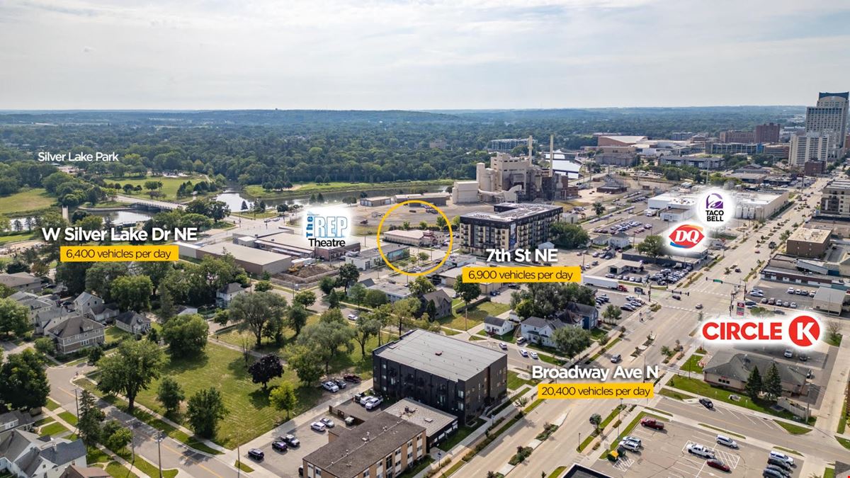 Silver Lake Crossing: Flexible Office Suites