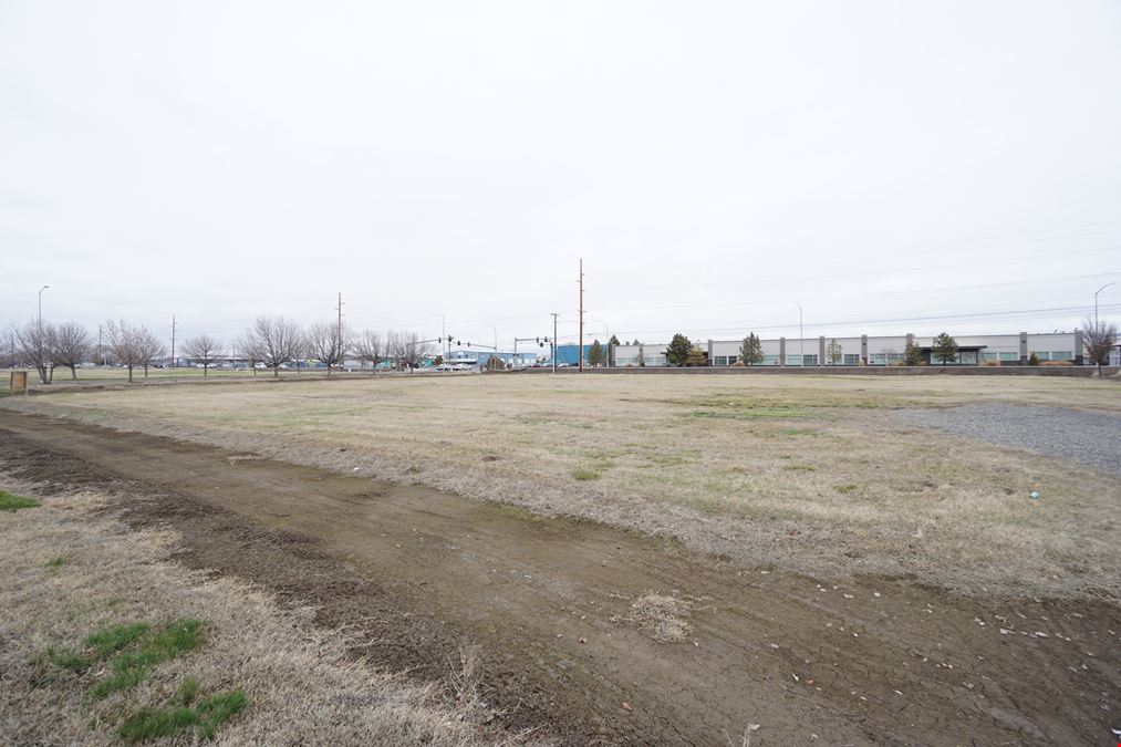 Lot 5- Ahtanum Ridge Business Park