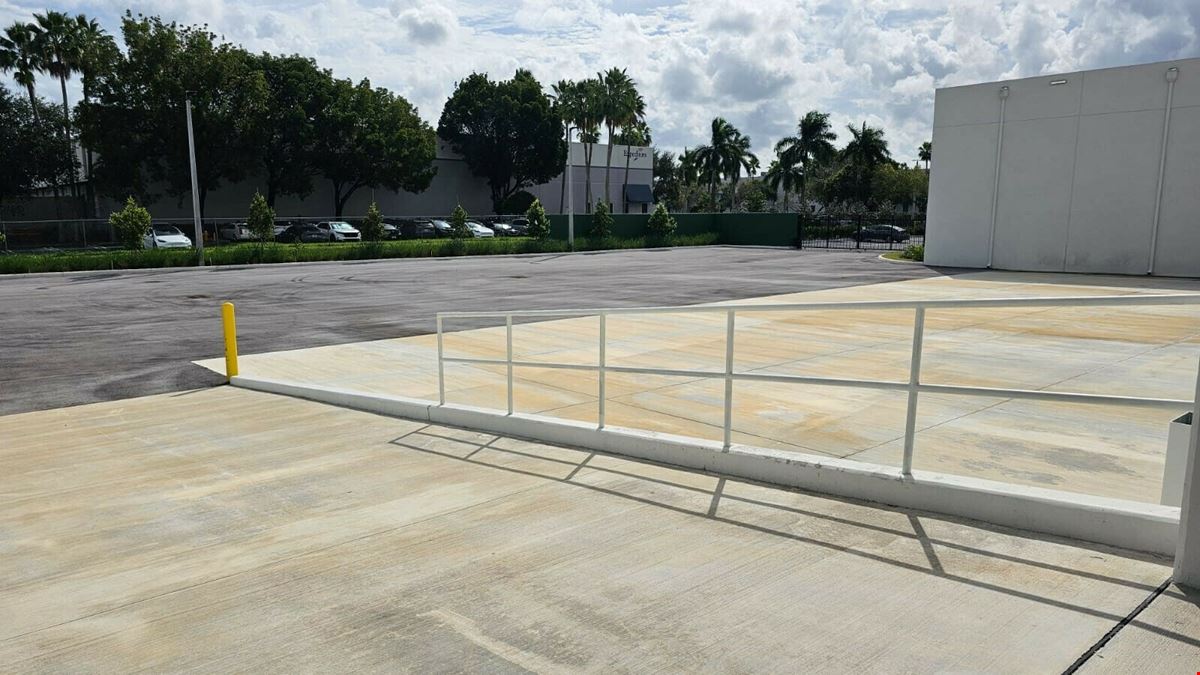 Class A+ Build-to-Suit Warehouse in Doral’s Premier Business Park