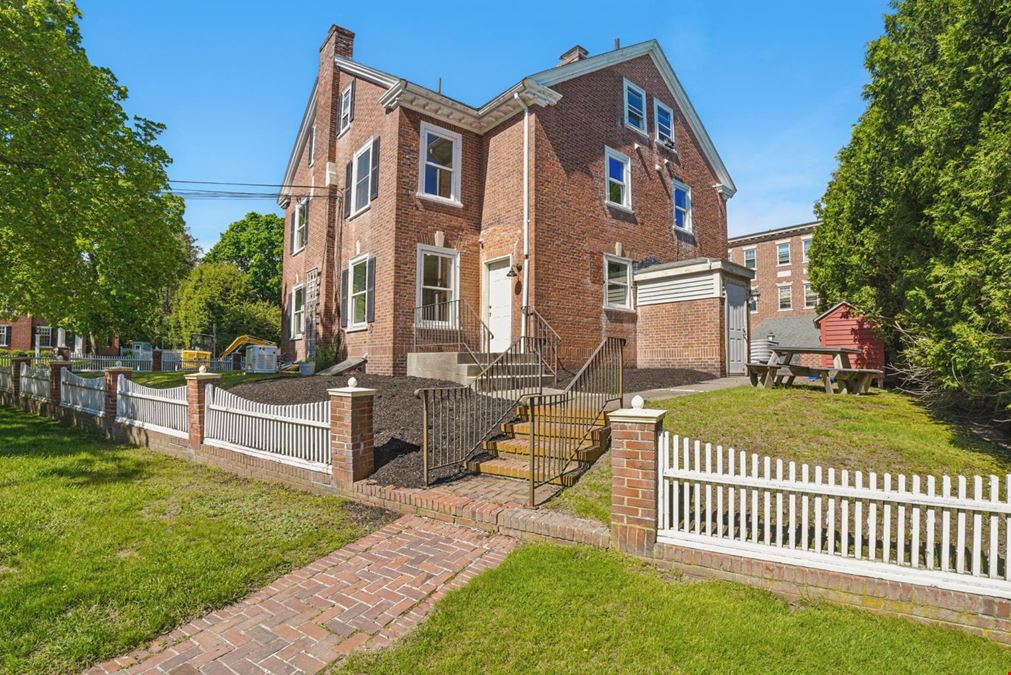 6 Windsor Street, Andover, MA 01810