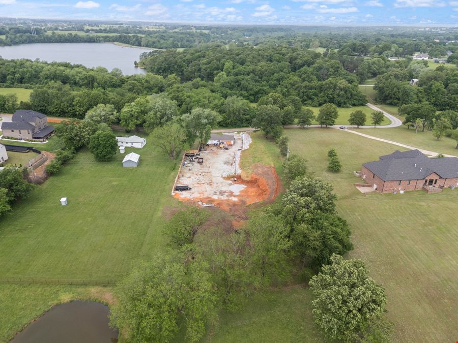 516 S Lake Rd