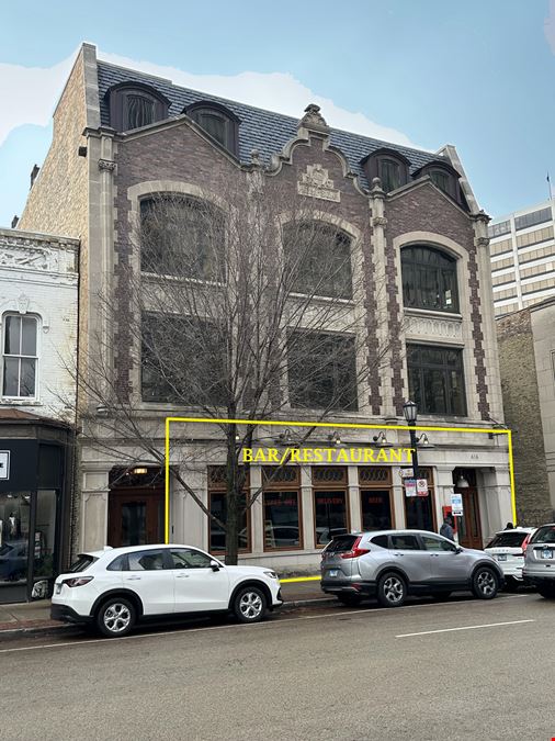 616 Davis St., Evanston, IL