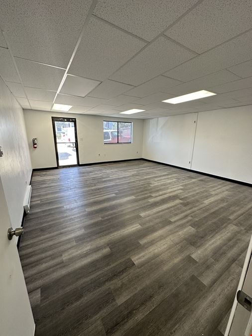 2492 - 2498 S Tejon Street