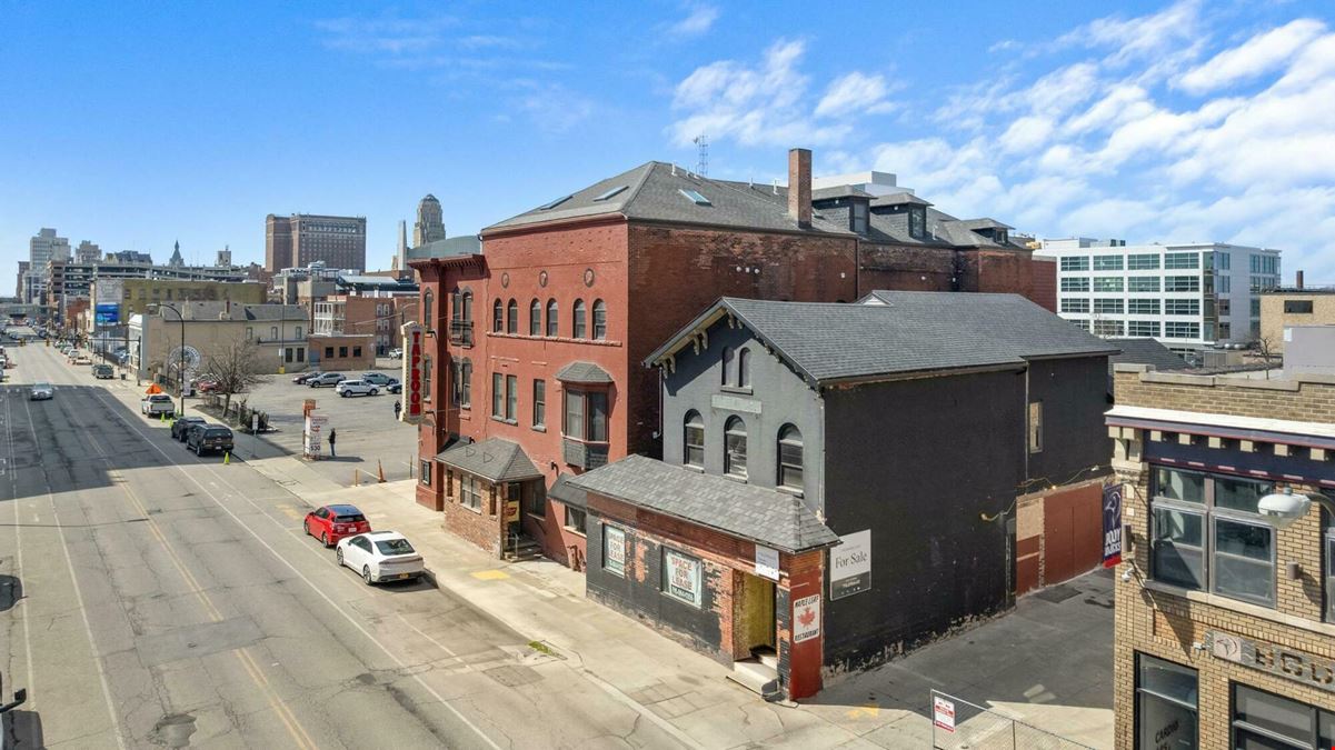 490 Pearl St - Turn Key Restaurant for Lease