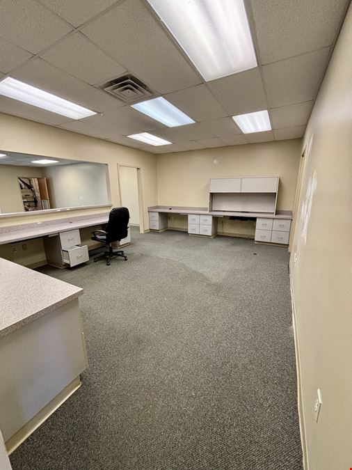 3,010 SF | Medical Office Space | 5022 Old Godsey Ln., Hixson, TN