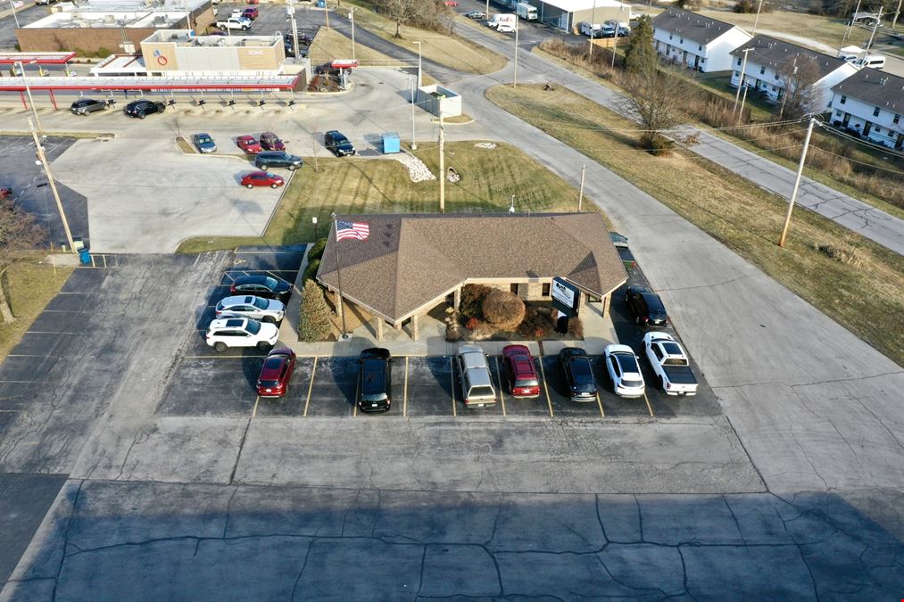 1,910 SF Medical Office Building for Lease in Ozark