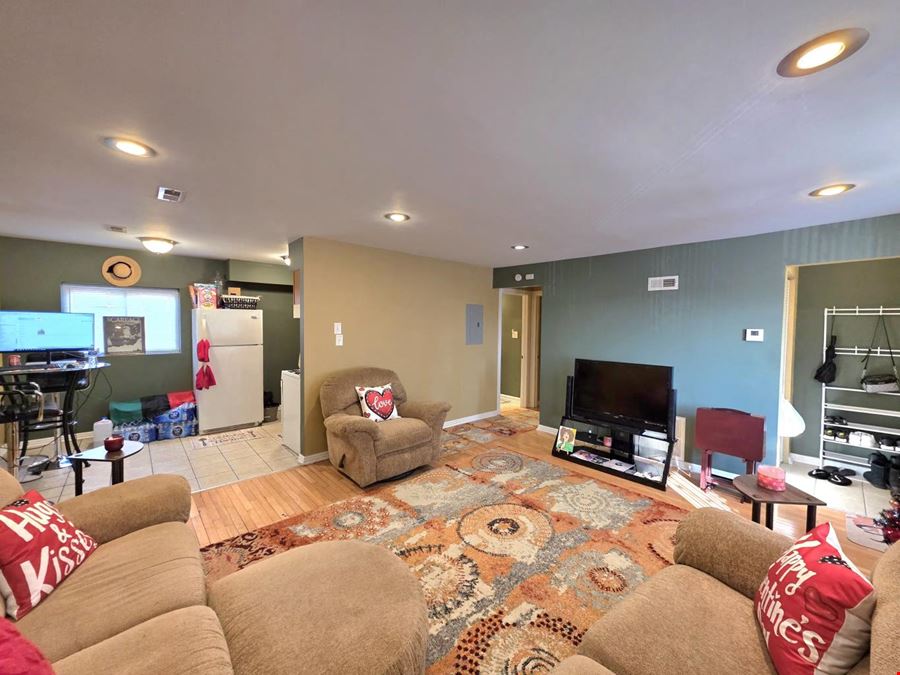 7815 S Kedzie Ave, Chicago, IL