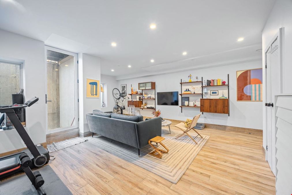 305 Sumpter St