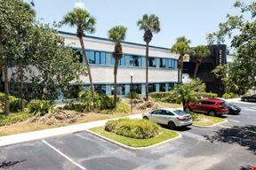 5,400 SF Office Suite in Landmark Office Building