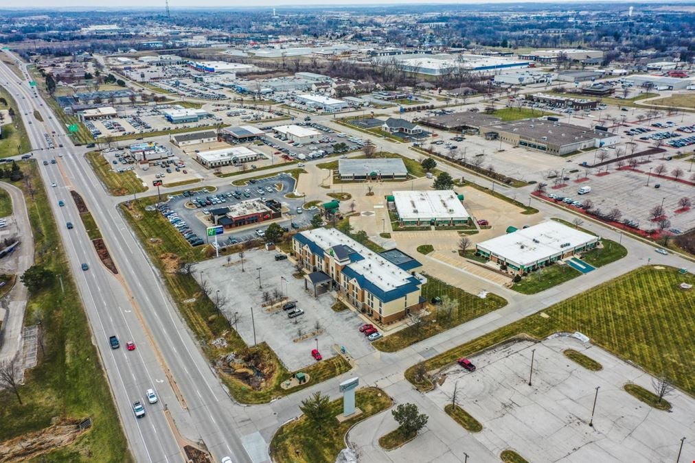 Holiday Inn Express Cedar Rapids