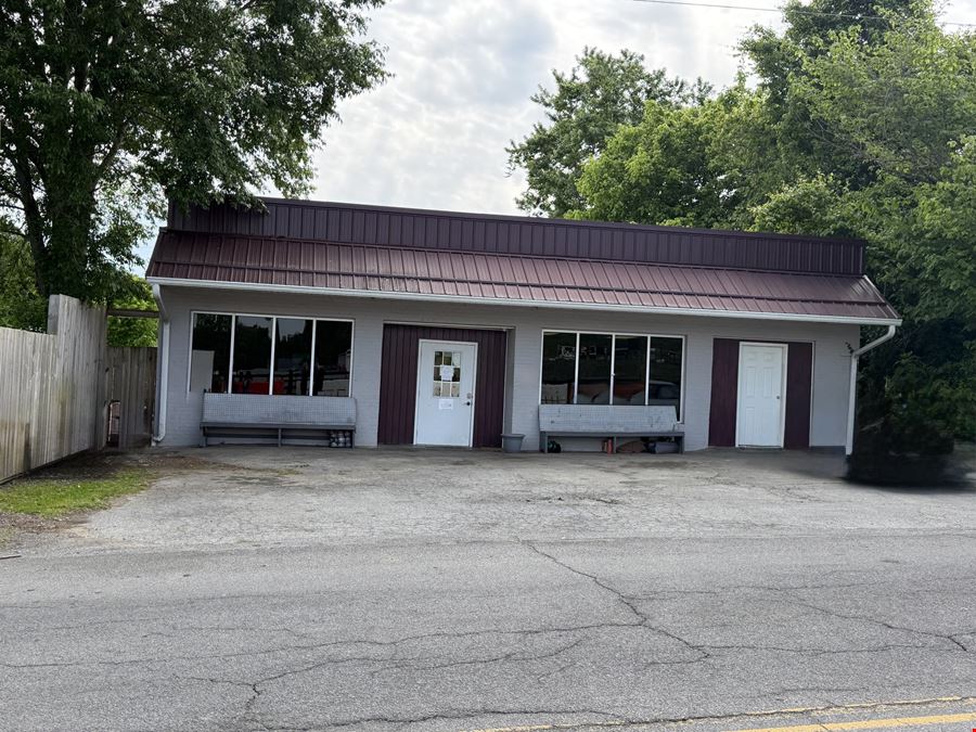 205 S Armstrong Rd