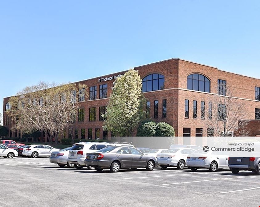 Mendenhall Oaks Business Park - Aetna Building