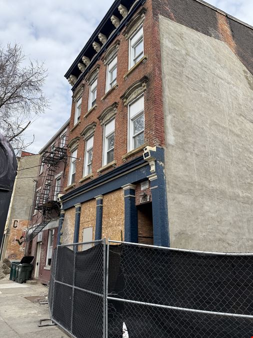 AUCTION - 116 & 118 E McMicken Avenue