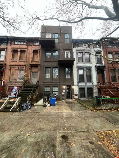 Preview of Office space for Rent at 172 Vernon Ave
