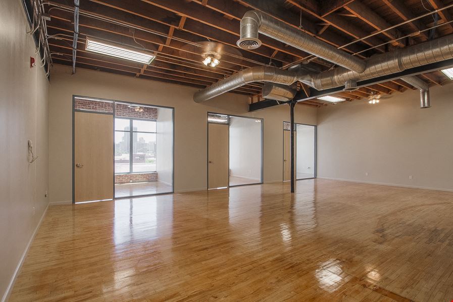 1625 Oak