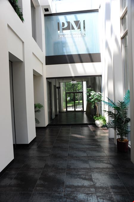 8000 Ravines Edge, Columbus
