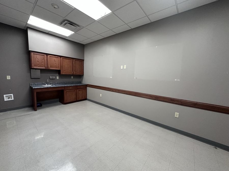 2439 Monarch Dr., Suite 1