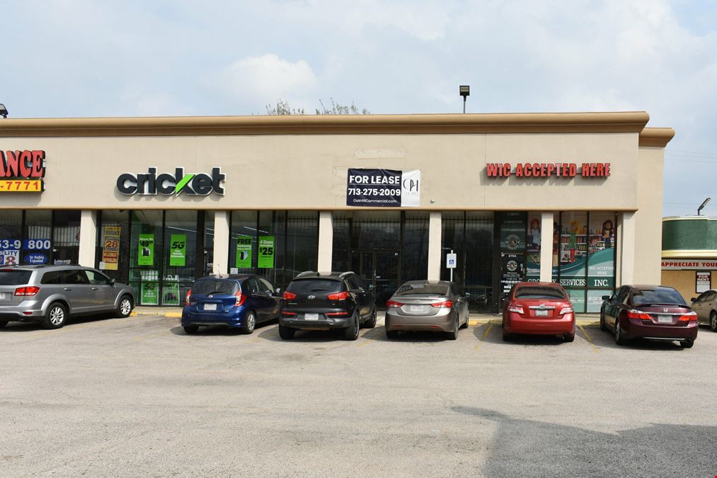 Antoine Retail Center