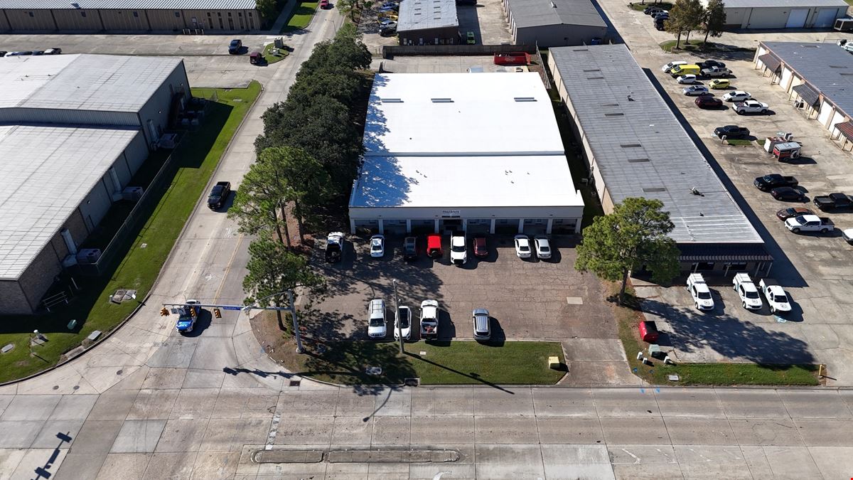 ±14,000 SF Flex Space