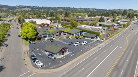 Preview of commercial space at 2911 E Portland Rd