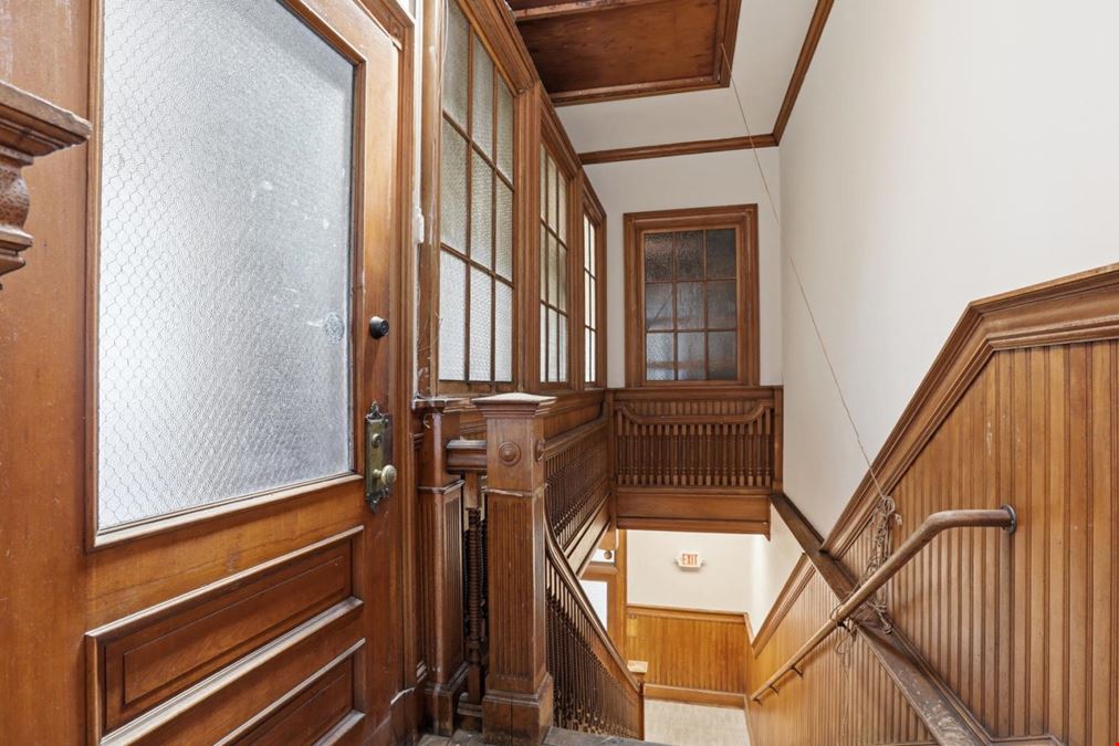 NOW LEASING! Premier Office/Retail Suites in Downtown Amesbury, MA