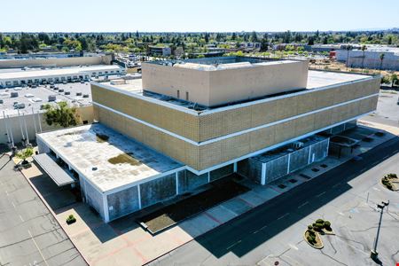 Preview of Retail space for Rent at 3500 El Camino