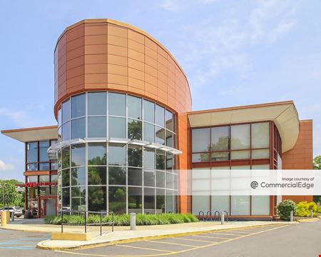 Preview of commercial space at 644 West Putnam Avenue