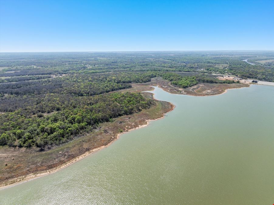 800 W Lake Creek Rd