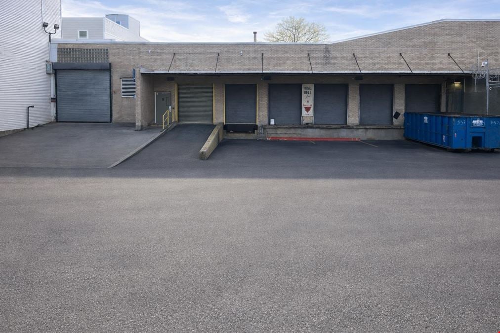 1095 E 45th Street