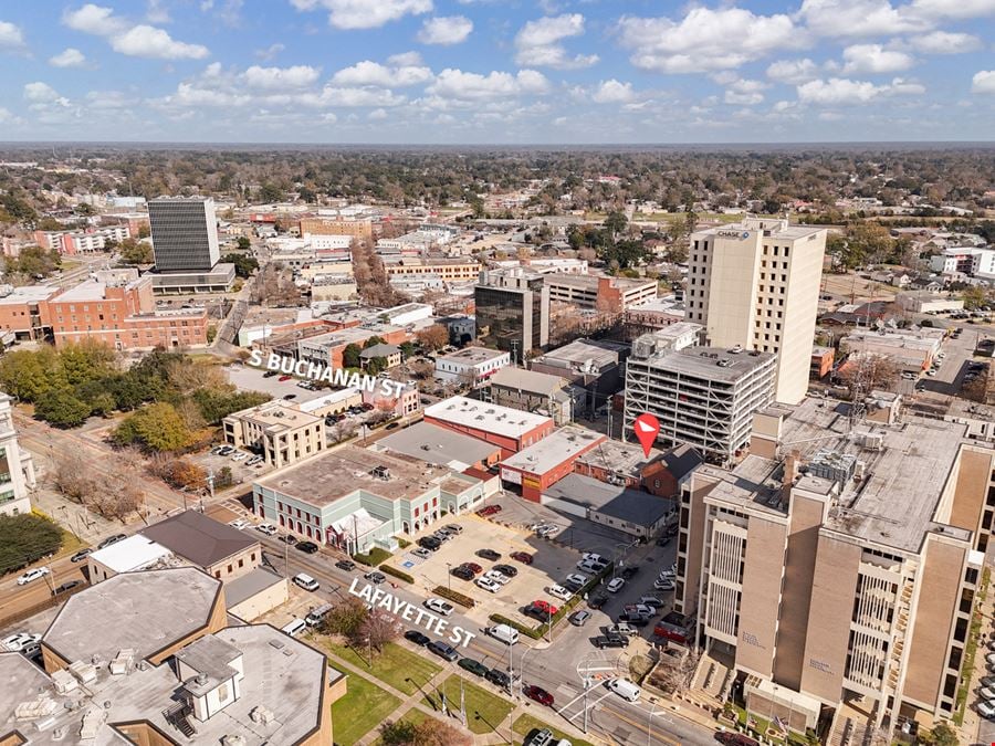 ±1,500 SF Office Suite in the Heart of Downtown Lafayette