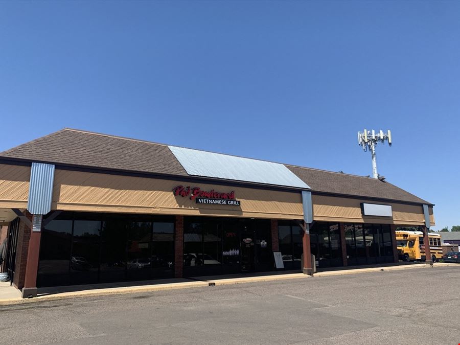 Retail and Built-Out Restaurant w/Patio Space for Lease