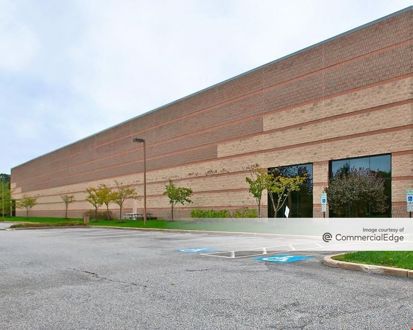 Forest Park Corporate Center - 1225 Forest Pkwy