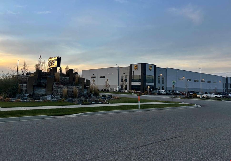 UPS Logistics Center