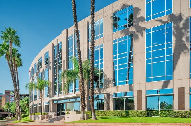 Preview of Office space for Rent at 10 Pointe Drive