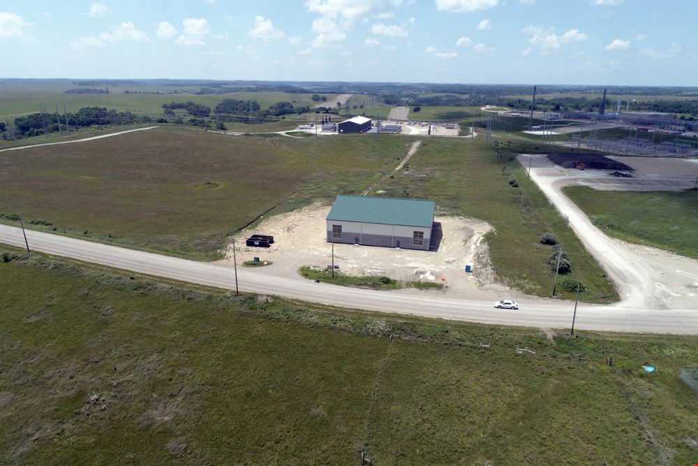 10,700 SF Warehouse & Laydown Yard | Cadiz