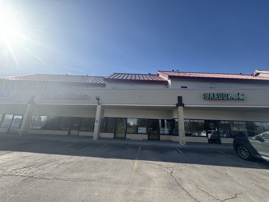 1832 Main St. 500+/- SF SPACE
