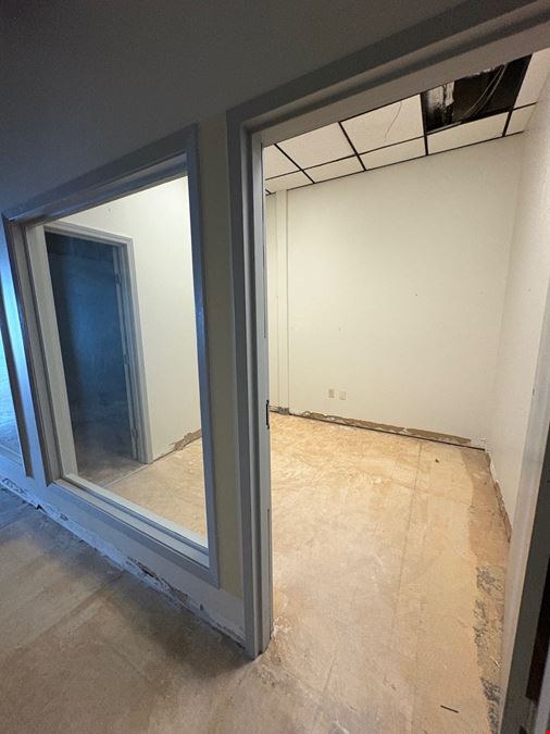 Flexible Retail Space Available on Veterans Memorial Blvd