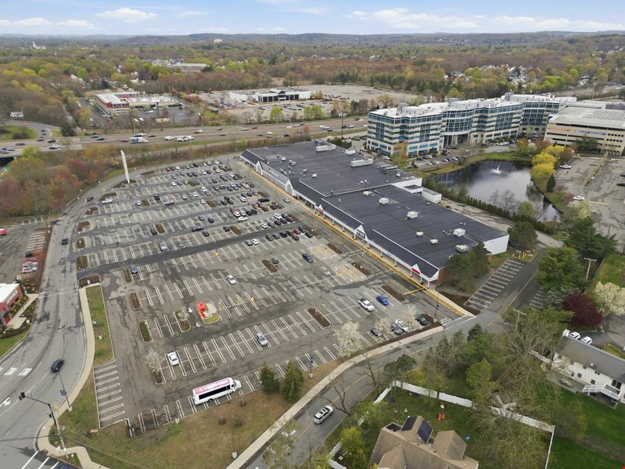 Main Street Shopping Center Woburn MA