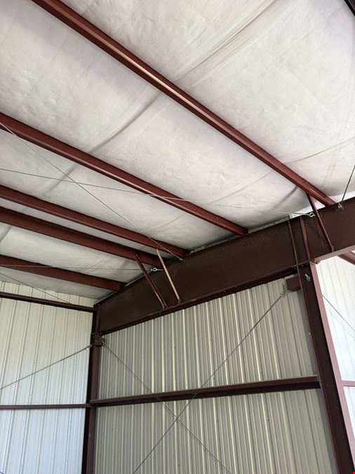 Mid-Valley Airplane Hangar - 10 Elaine Dr - Los Lunas