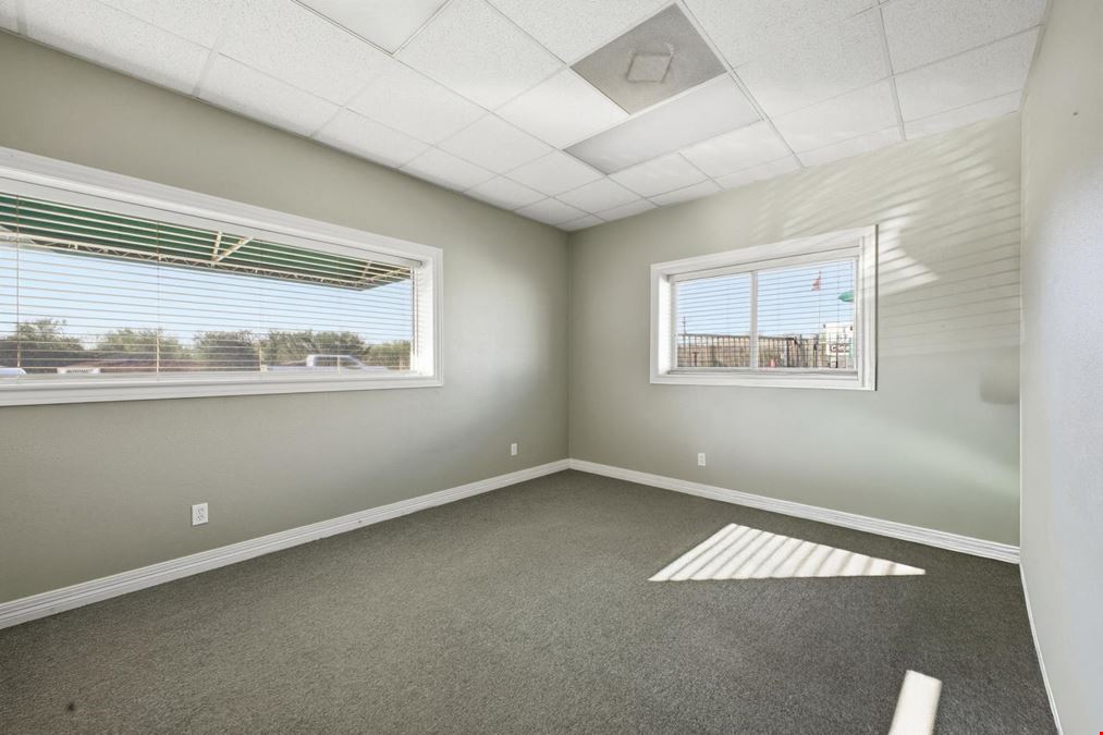 Highway 290 Office + Warehouse