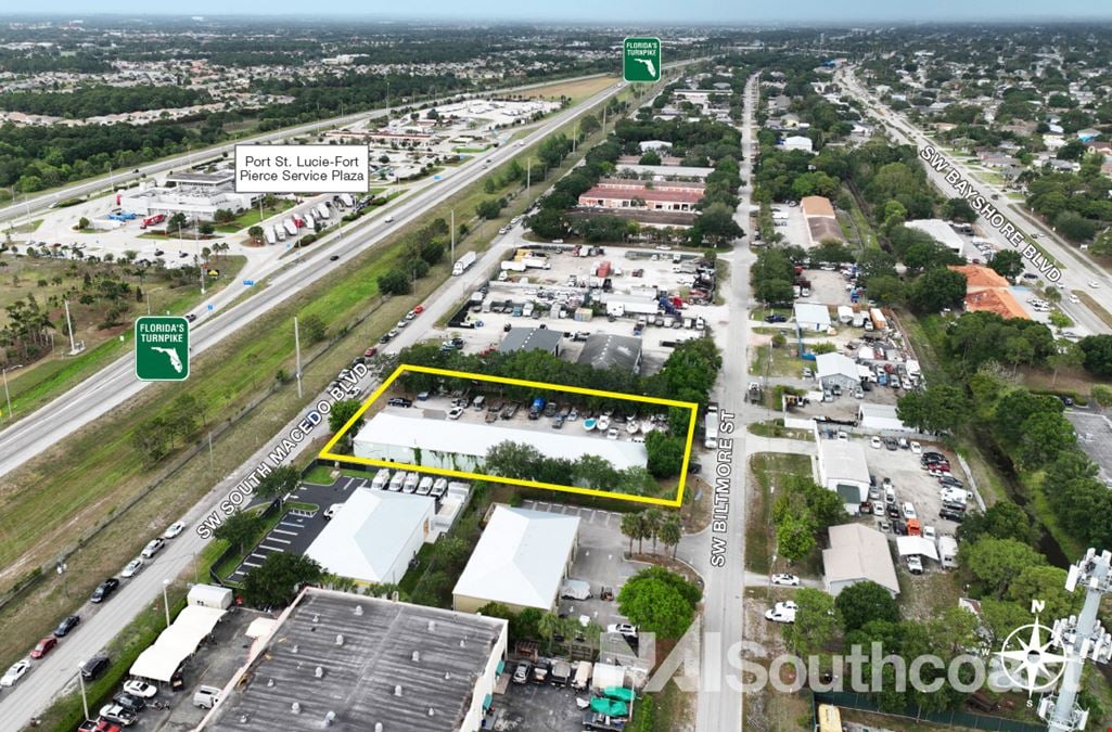 1,250 SF Flex Space Warehouse