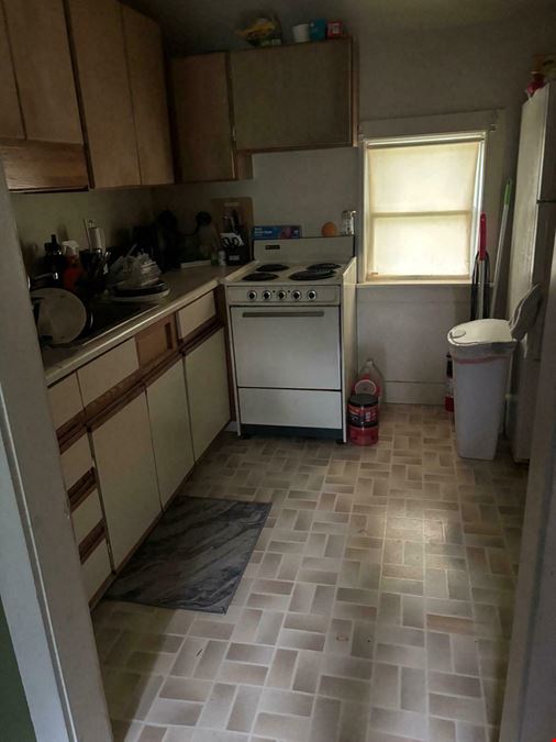 5 Units in Greenfield