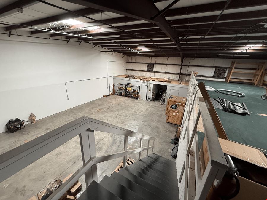 21.6k SF Multi-Tenant Industrial | Tampa MSA