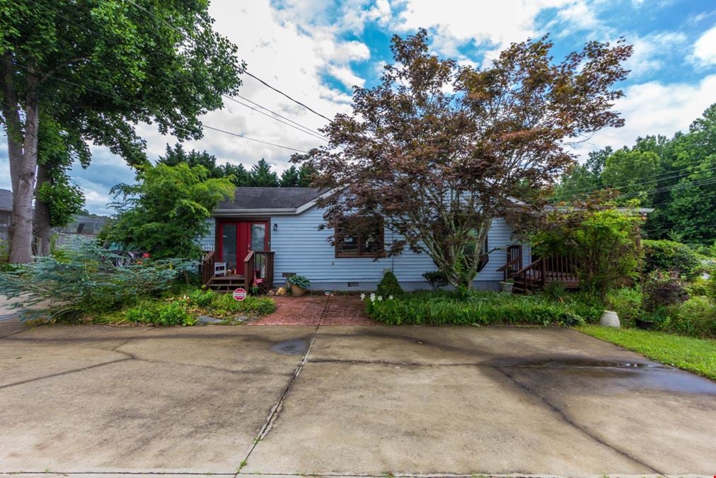 Freestanding Commercial on Bells Ferry Road