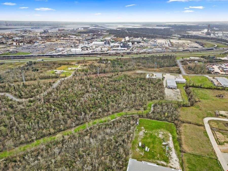 Development Opportunity  4 +/- Acres in Growing Westlake, LA