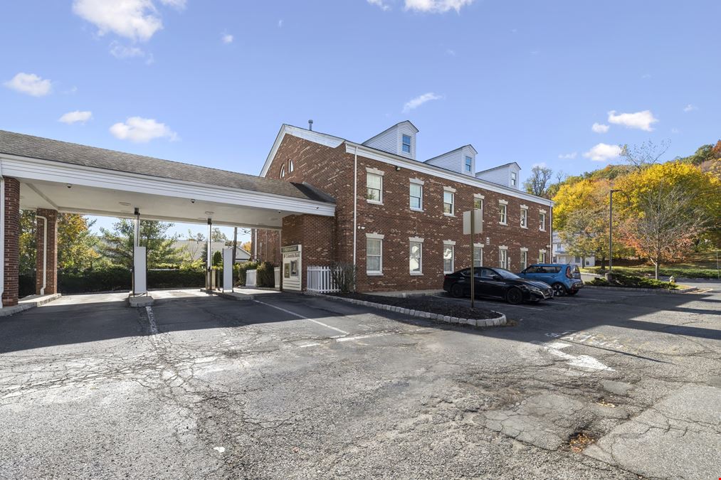 Cedar Grove Triple Net Retail Asset, Columbia Bank & Medical Space